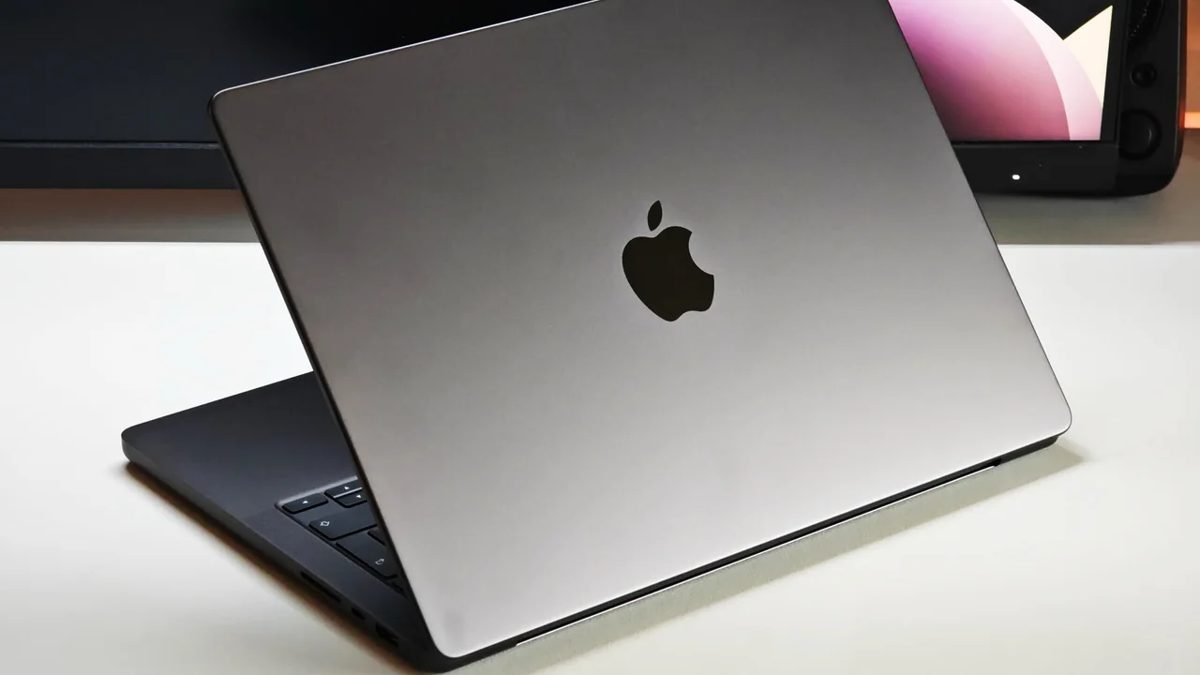 MacBook Ultra Tasarımı: Geleceğin Pro Modellerine Yön Veren Estetik ve Fonksiyonellik