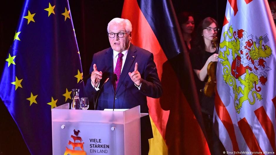 Almanya Cumhurbaşkanı Steinmeier, Birleşme Günü'nde 'Acı Geri Adımlar'dan Yakındı