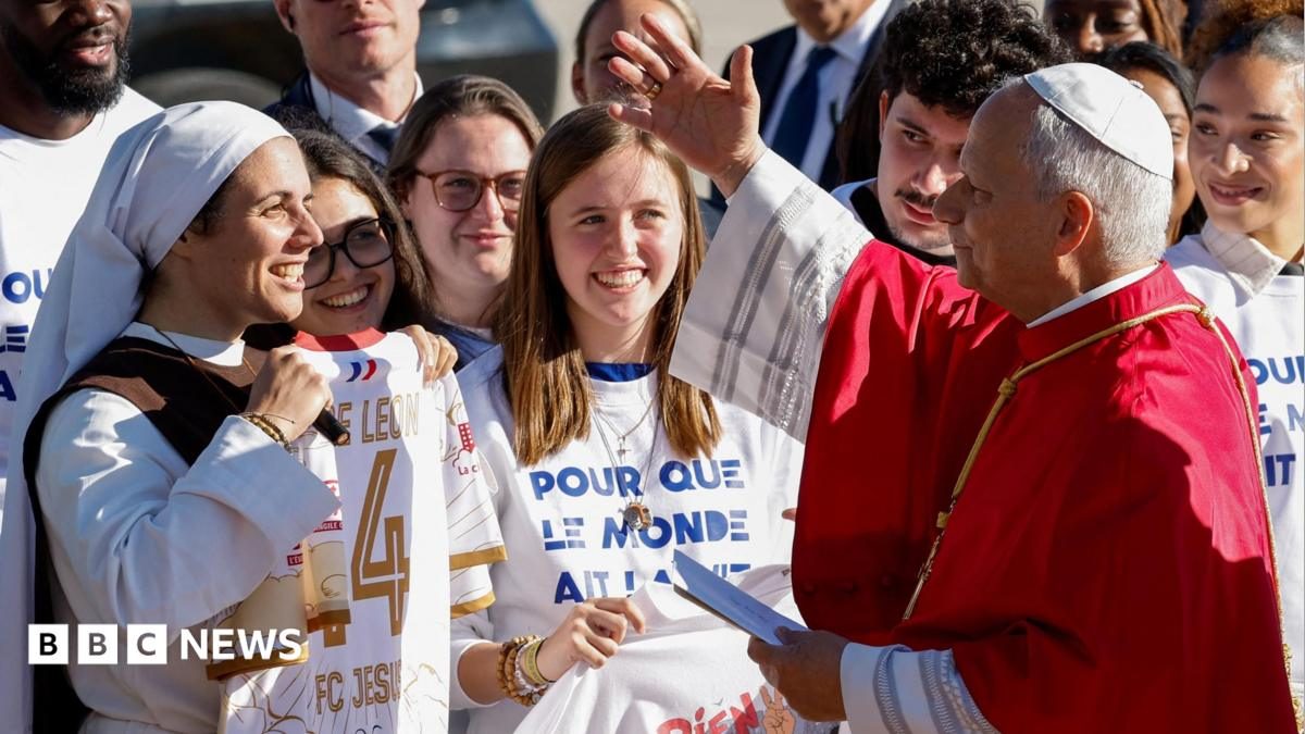 Papa Leo XIV'ün Fransa Ziyaretinde Yüz Binlerce Kişi Bekleniyor