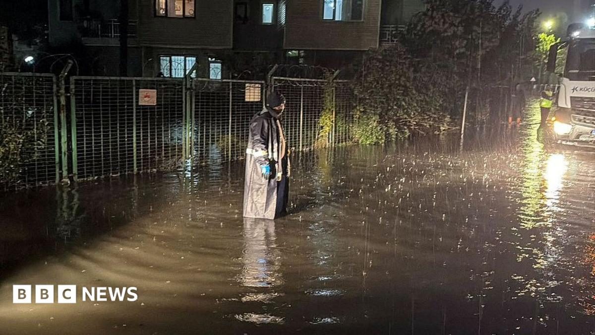 İstanbul'da Son 84 Yılın En Şiddetli Yağışları Can Aldı: 2 Kişi Hayatını Kaybetti