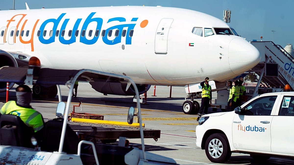 Flydubai Uçağı Pilotlar Arasındaki İddia Edilen Kavga Sonucu Suudi Arabistan'a Acil İniş Yaptı