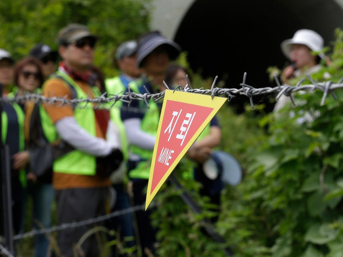 Kore Sınırında Patlama: Üç Güney Koreli Subay Yaralandı