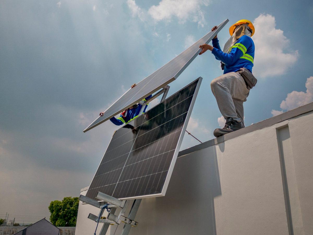 Filipinler'de Güneş Enerjisi Patlaması: Artan Elektrik Faturaları Halkı Çözüme Yöneltiyor