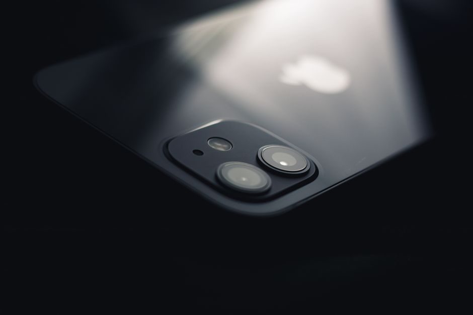 Apple'dan Radikal iPhone Hamlesi: Yeni Çıkış Takvimi Yolda mı?