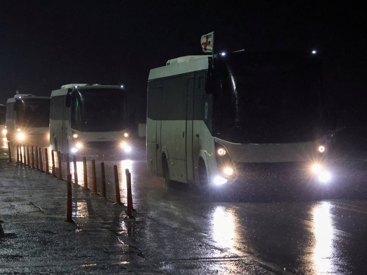 Rus İşgalindeki Oleshky'den Yüzlerce Sivil Belarus Üzerinden Ukrayna'ya Geçti