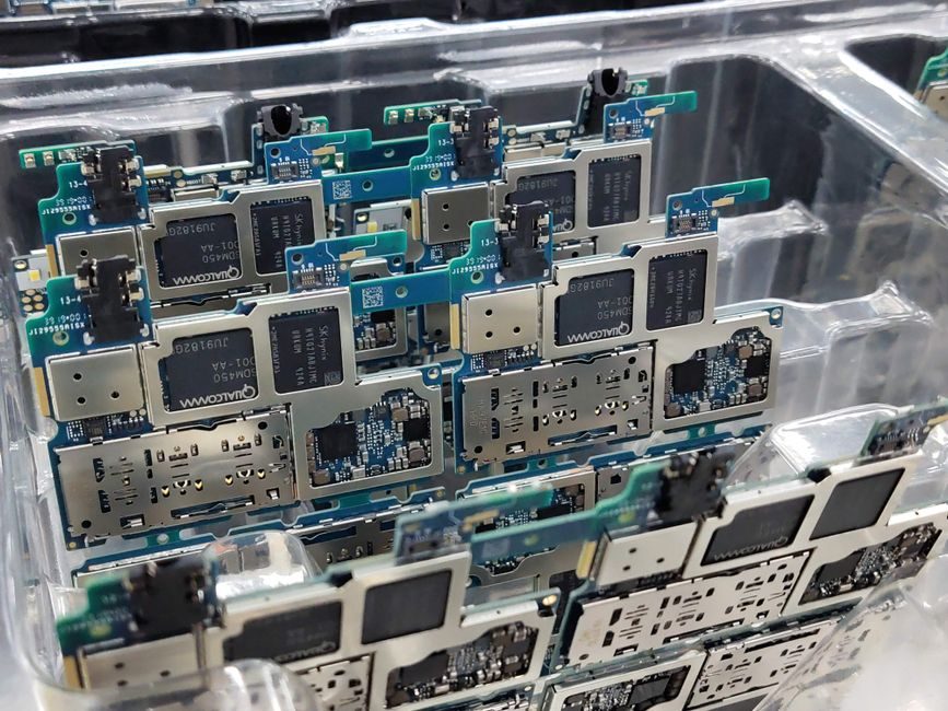 Anthropic'ten Kendi Yapay Zeka Çipi Hamlesi: Gözler Samsung'da